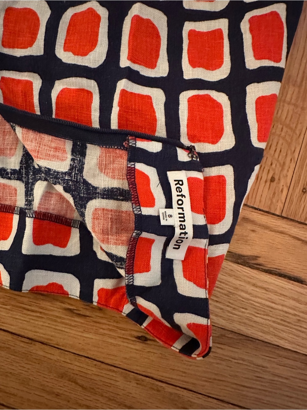 Reformation Geometric Set - Picture 3 of 4